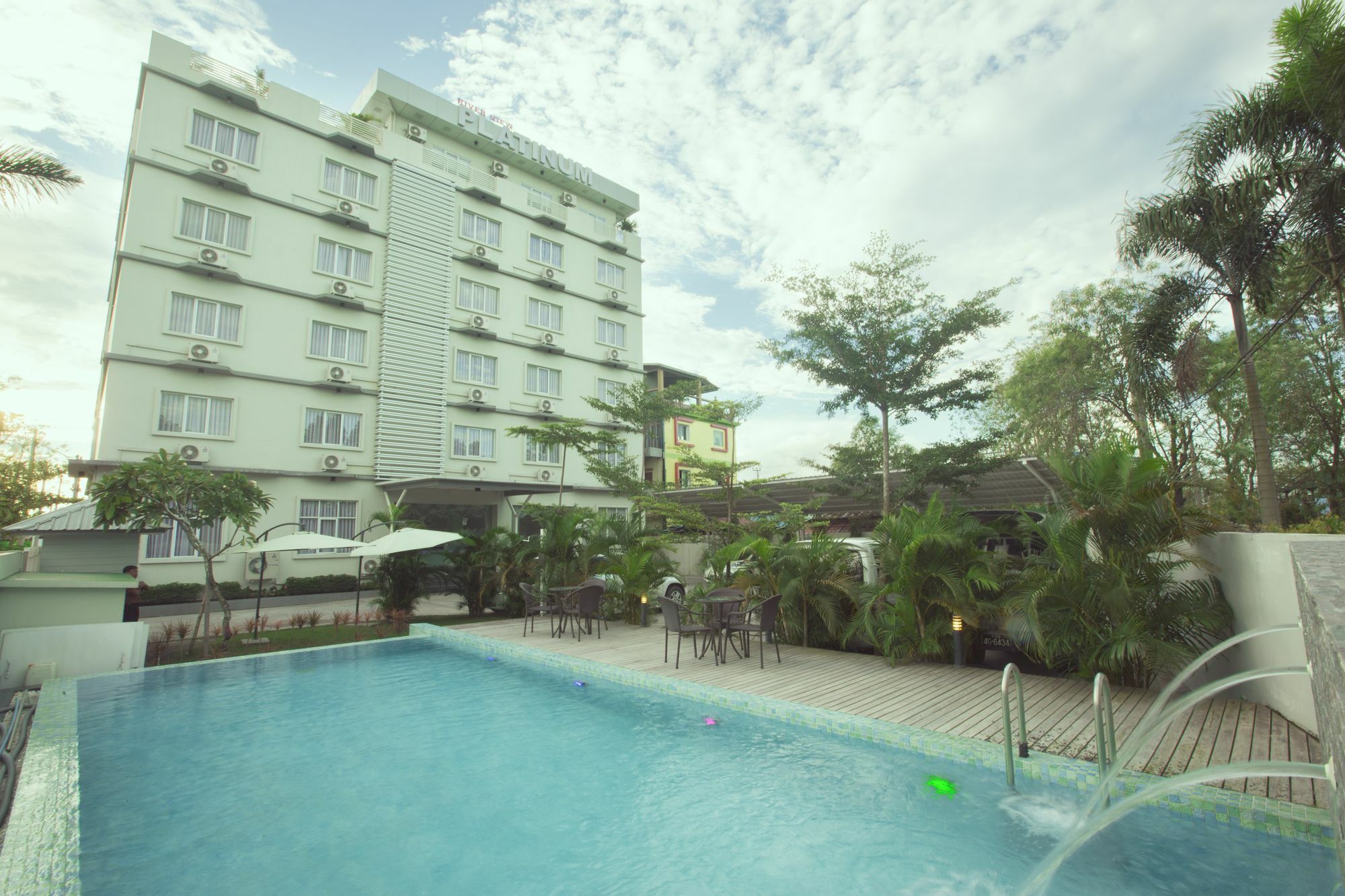 Platinum River View Hotel Yangon Dış mekan fotoğraf